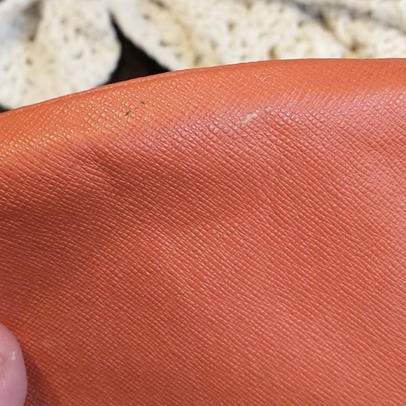 Michael Kors wristlet - Picture 3 of 3